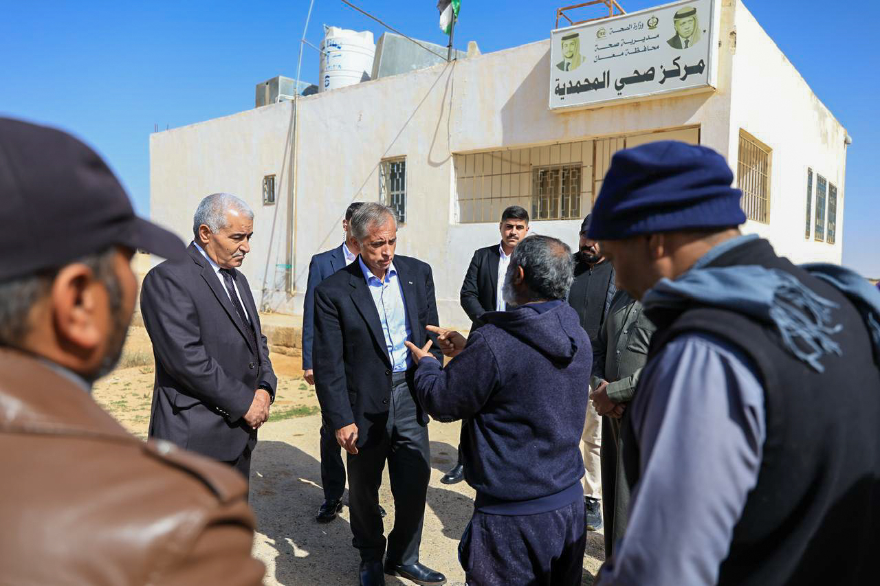 حسان يبدأ جولة ميدانية تفقدية في محافظات الجنوب