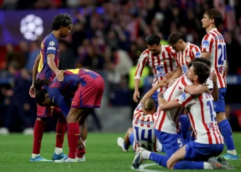 أتلتيكو يُقصي برشلونة ويبلغ نصف نهائي دوري أبطال أوروبا