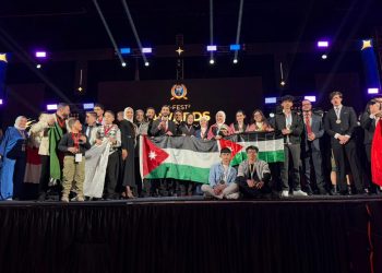 طالبتان ترفعان علم الأردن ببرونزية في المهرجان الدولي للعلوم والهندسة والتكنولوجيا