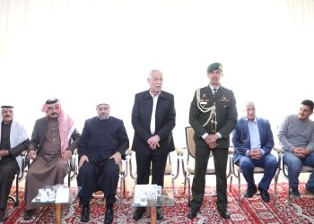 مندوبا عن الملك وولي العهد…العيسوي يعزي عشيرة أبو عرابي