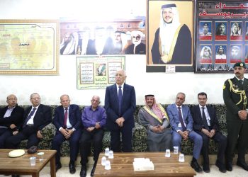 مندوبا عن الملك وولي العهد.. العيسوي يعزي بوفاة الوزير الأسبق خالد العمري