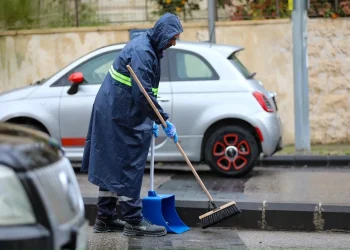 الأمانة: بدء أولى مراحل جمع ونقل النفايات عبر الشركات المزودة للخدمة