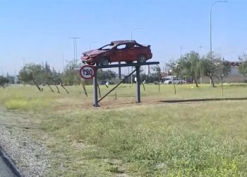 مبادرة لعرض مركبات حوادث في الطرق لإحداث صدمة بصرية وتعديل سلوك السائقين