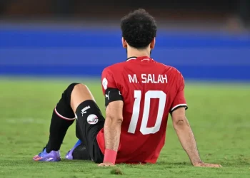 إصابة محمد صلاح تربك حسابات ليفربول في الدوري الإنجليزي