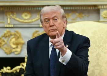 ترمب: مضيق هرمز مفتوح بالكامل لكن الحصار على إيران سيستمر