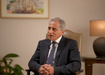 رئيس الوزراء: الحكومة ستُراجع نظام صندوق دعم الطالب