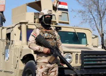 أمريكا تجمد برامج تعاون أمني وتوقف شحنات الدولار للعراق