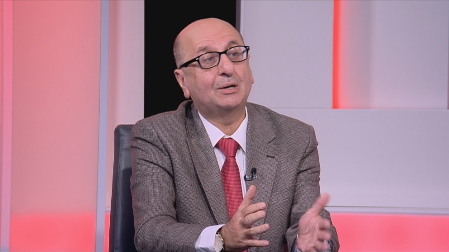 سميح المعايطة ينفعل على خبير إيراني: بقل قيمتك على الهوا