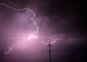 أمطار رعدية وبَرَد وصواعق في 12 دولة عربية هذا الأسبوع