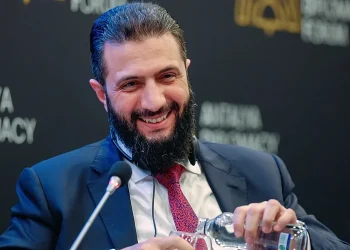 الشرع يعلن الالتزام بطيّ صفحة المخيمات بحلول 2027
