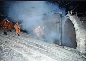 مقتل أكثر من 90 شخصًا بانفجار غاز بمنجم فحم في الصين