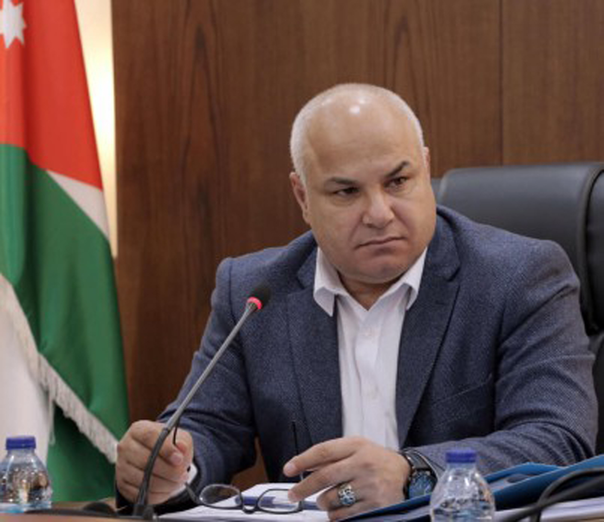 البكار: فوضى في سوق العمل تدركها الحكومة