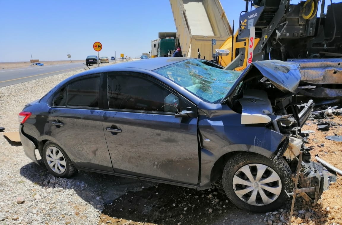 وفاة وإصابات بعدة حوادث مرورية على الطرق الخارجية