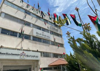 نواب يدعون لتحقيق توازن بين المجالس المنتخبة والجهاز التنفيذي وتسريع الخدمات