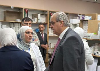 الصحة تعزز مخزون مستشفى الأمير حمزة بدفعة أدوية عاجلة عقب زيارة البدور