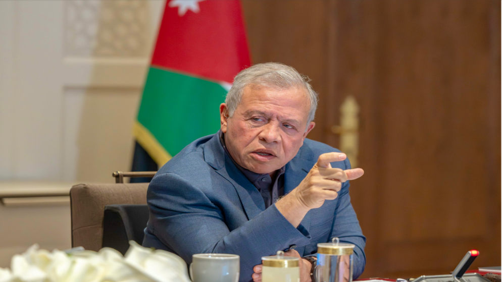 الملك يترأس اجتماعا مع مسؤولين وممثلين عن قطاع الصناعة