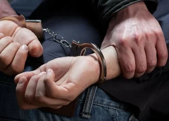 القبض على متهم بسرقة ملابس في عمان