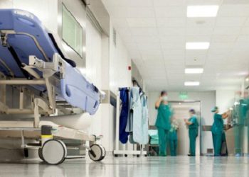اجراءات احترازية إثر ظهور أعراض تسمم لدى 48 طالبا بمدرسة اليرموك في اربد