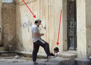 زوجة صاحب المنزل في حادثة إربد: الطفل لم يدخل بسبب الكرة.. وتقدّمنا بشكاوى سابقة بعد تكرار دخول الطلاب للمنزل