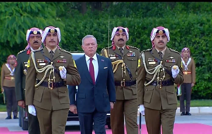 الملك يرعى احتفال عيد الاستقلال الثمانين في قصر الحسينية