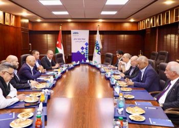 تجارة عمّان ونقابة وكلاء السيارات تبحثان تعزيز التعاون وتطوير بيئة أعمال القطاع