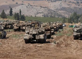 إسرائيل تبدأ عملية برية بلبنان تتجاوز الخط الأصفر