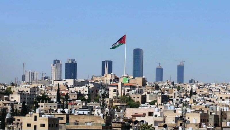 انخفاض طفيف في الحرارة الخميس وأجواء معتدلة حتى الأحد