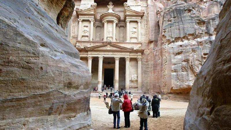 تراجع أعداد الزوار العرب للأردن بنسبة لافتة