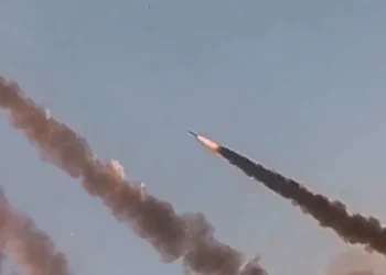 الحرس الثوري يعلن استهداف قاعدة أميركية بعد ضربات قرب بندر عباس