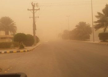 كتلة هوائية تضرب المملكة..رياح قوية وغبار كثيف الجمعة