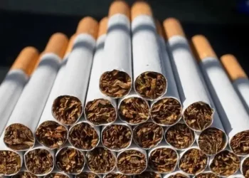 ارتفاع أسعار السجائر في الأردن يشعل اتهامات متبادلة