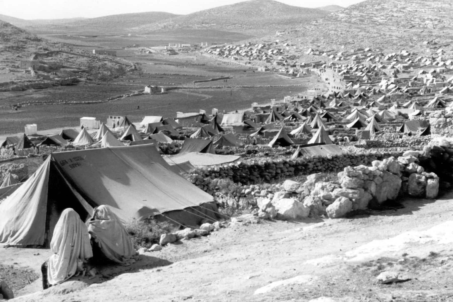 بمساعدة أردنية… الأونروا تنقل أرشيفا يوثق تاريخ اللجوء الفلسطيني من القدس وغزة إلى عمّان