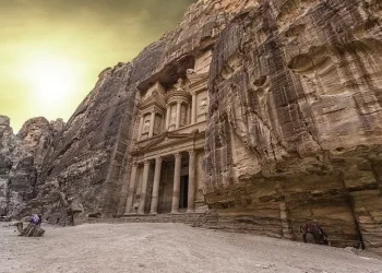 إغلاق 32 فندقا في إقليم البترا وتسريح أكثر من ألف موظف