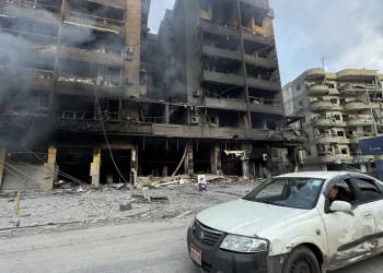 الجيش الإسرائيلي يوجه إنذارا بالإخلاء لـ 12 بلدة وقرية جنوبي لبنان