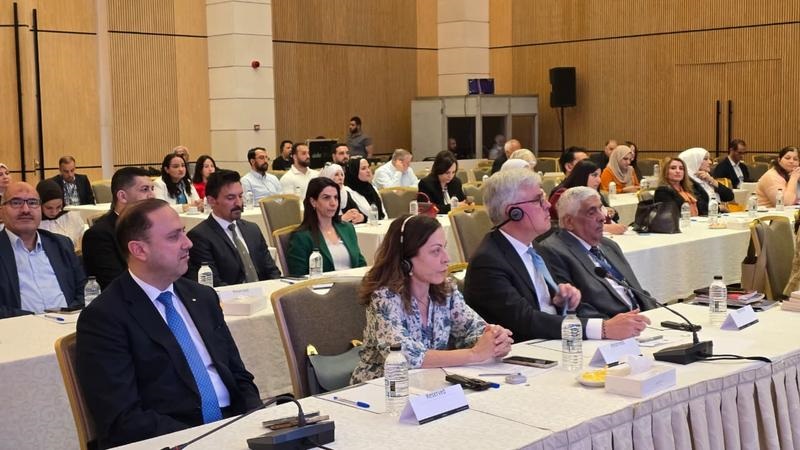 المومني: الأردن يؤمن بالإعلام المهني الحر والمسؤول ضمن بيئة إعلامية منفتحة ومتوازنة