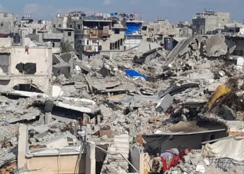 خطط إسرائيلية لاستئناف الحرب على غزة ومحادثات بالقاهرة لتثبيت التهدئة