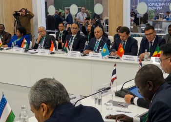 مدير الأمن العام يشارك في منتدى سانت بطرسبرغ الدولي 14