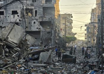 جيش الاحتلال الإسرائيلي يصدر إنذارا لإخلاء مدينة صور جنوب لبنان
