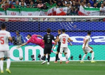 إيران ونيوزيلندا تفتتحان مشوارهما المونديالي بتعادل مثير