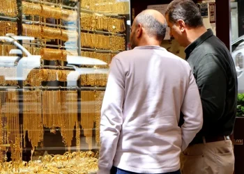تراجع أسعار الذهب محليا بين 80 قرشا ودينار للغرام