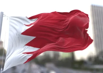 البحرين: اعتراض وتدمير 3 صواريخ ومسيّرات إيرانية استهدفت أعيانا مدنية