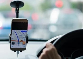 النقل البري تنفي إلغاء خاصية التحرير لتصاريح شركات التطبيقات الذكية