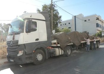 الأردن يرسل موادا طبية ولوجستية إلى الضفة الغربية