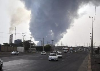 ترامب: أنا على وشك إصدار أوامر بهجمات جديدة على محطات طاقة وجسور في ⁧إيران⁩