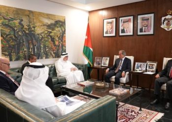 حسان والرئيس التنفيذي لشركة مصدر الإماراتية يؤكدان متانة الشراكة بتنفيذ مشاريع استراتيجية