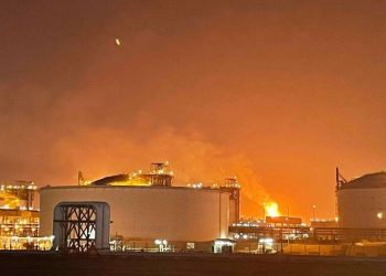 قطر: إصابة 54 وفقد 18 بعد انفجار في منشأة غاز طبيعي مسال