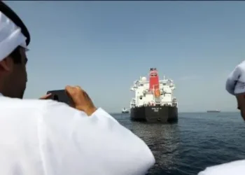 محادثات مرتقبة بين إيران ودول الخليج والعراق لبحث مستقبل مضيق هرمز