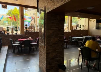 مباريات الفجر تفرغ مقاهي الأردن من جماهير المونديال