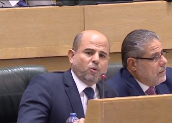 العكور : يشرفني ان اكون متخلفا كما وصفتني احدى طريدات النسوية
