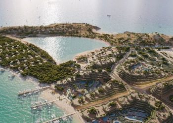بناء جزيرة الأحلام لكوشنر وإيفانكا في البحر المتوسط يشعل احتجاجات عارمة في ألبانيا